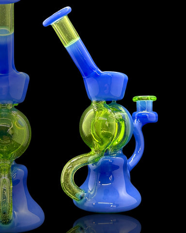 JULIO GLASS